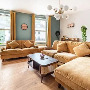 apt-harbourside-haven-stylish-retreat-in-hotwell.tophotelsbath.com/