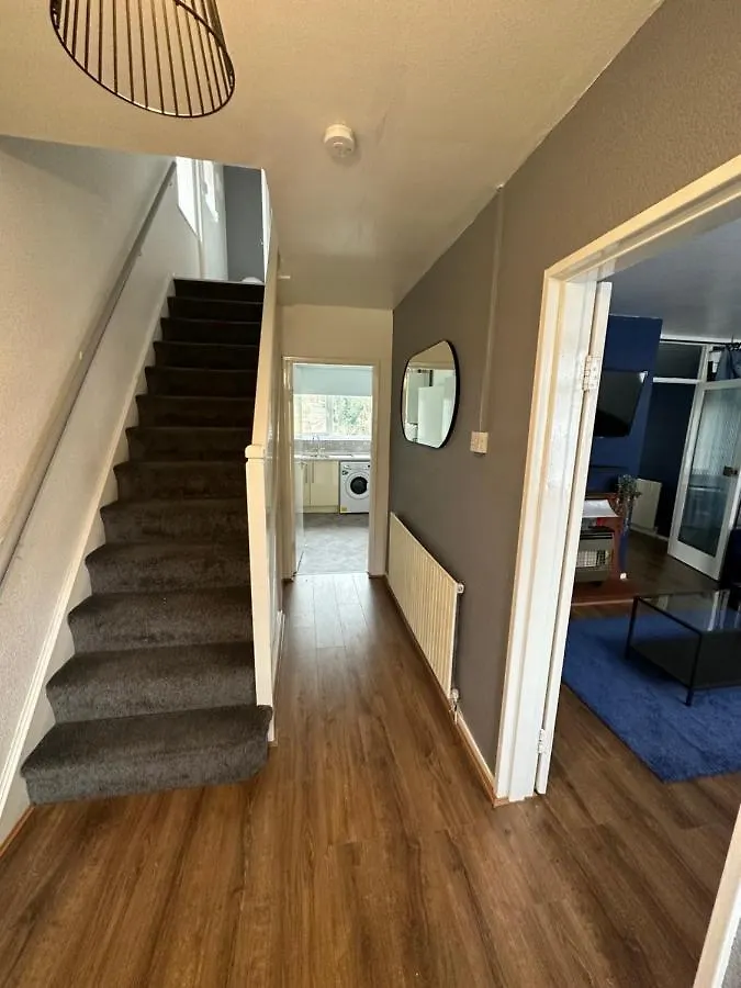 Lovely Spacious 3 Bedrooms House Birmingham 0*,  United Kingdom
